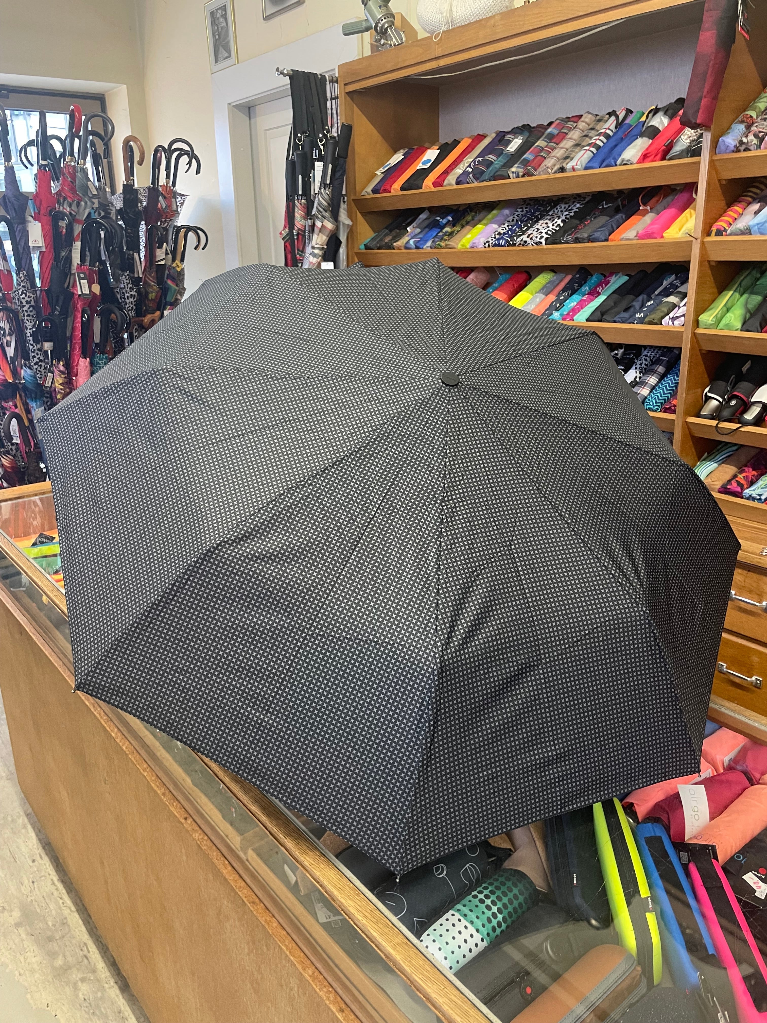 Doppler Carbonsteel Magic Herrenschirm