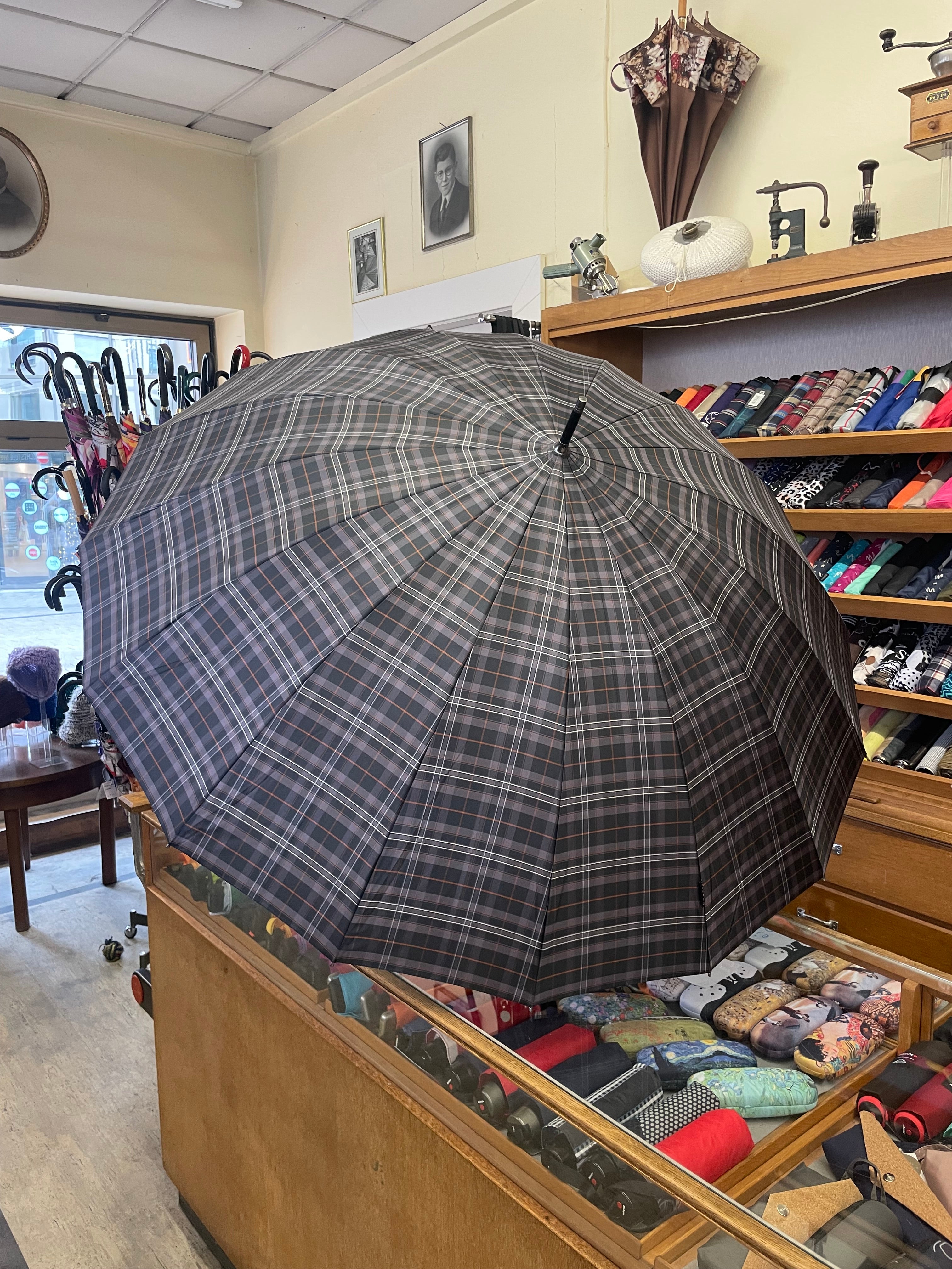 Bugatti Herren Langschirm Doorman